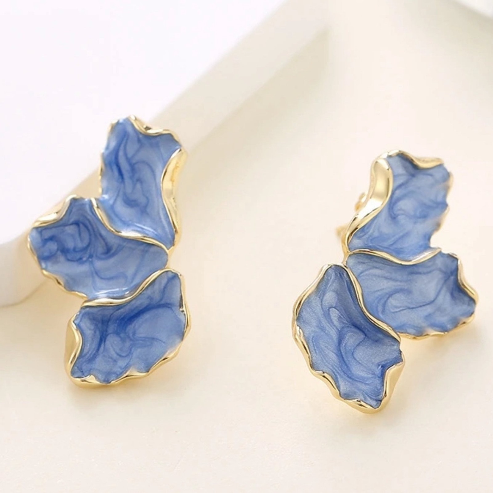 Periwinkle Enamel And Gold Flower Earrings 10$